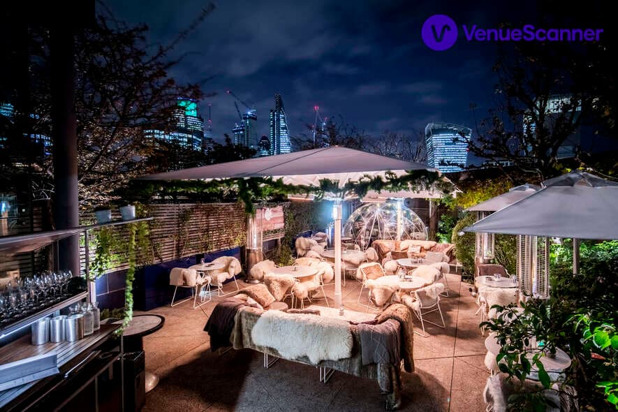 Upper Terrace, Coq d'Argent Restaurant photo #3