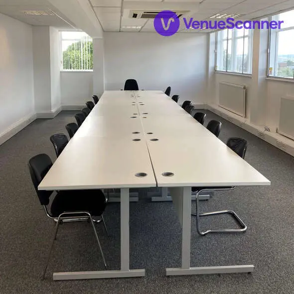 Wedgewood, Citibase Newcastle-Under-Lyme photo #1