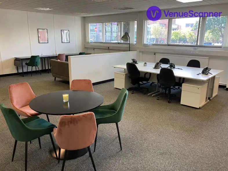 Wedgewood, Citibase Newcastle-Under-Lyme photo #6