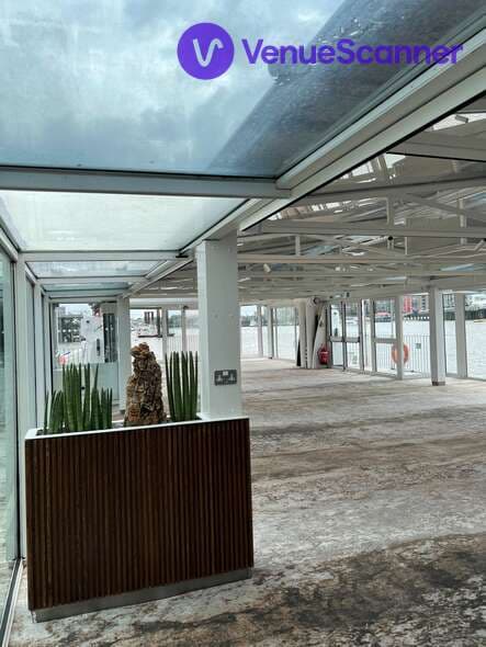 Exclusive Hire, Driftwoods photo #9