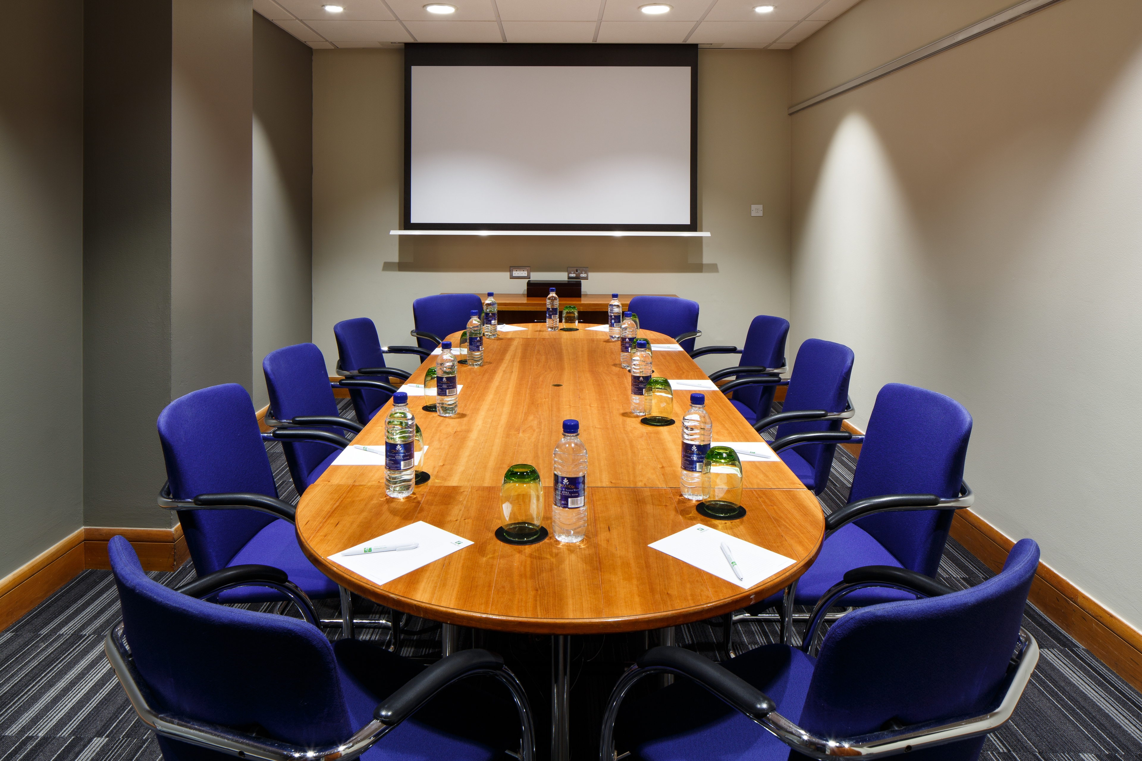 Photo of Holiday Inn London Bloomsbury, Goodacre Suite