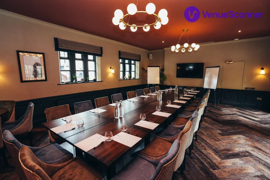 Dragons Den, The George At Hathersage photo #1