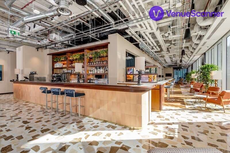 Exclusive Half Venue Hire With Panoramic Bar, Pitch Canary Wharf photo #1