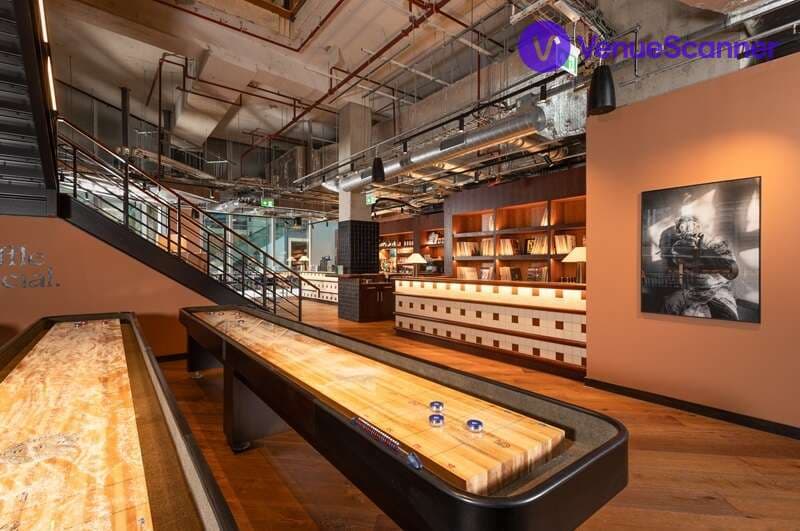 Exclusive Lower Floor Hire, Pitch Canary Wharf photo #1