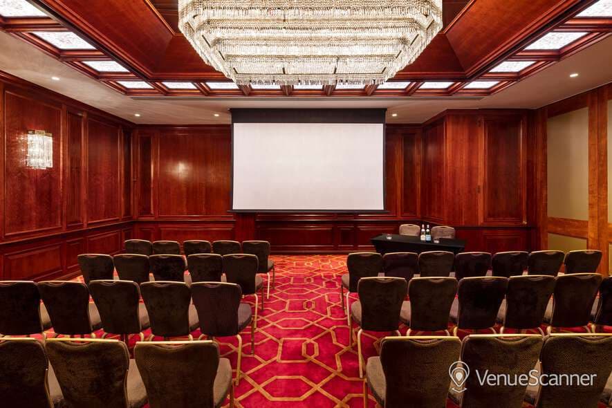 The Royal Suite, Radisson Blu Edwardian Heathrow photo #3