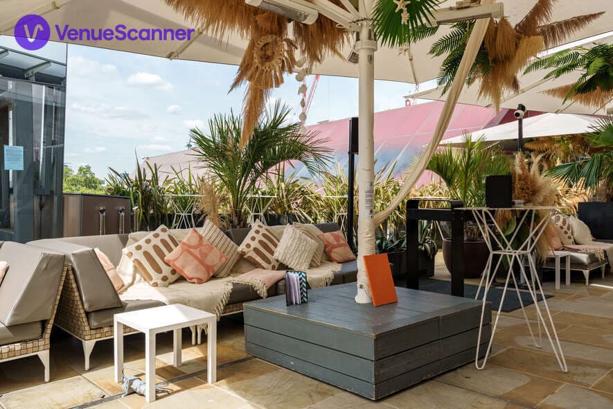 Indoor Lounge, Madison photo #23