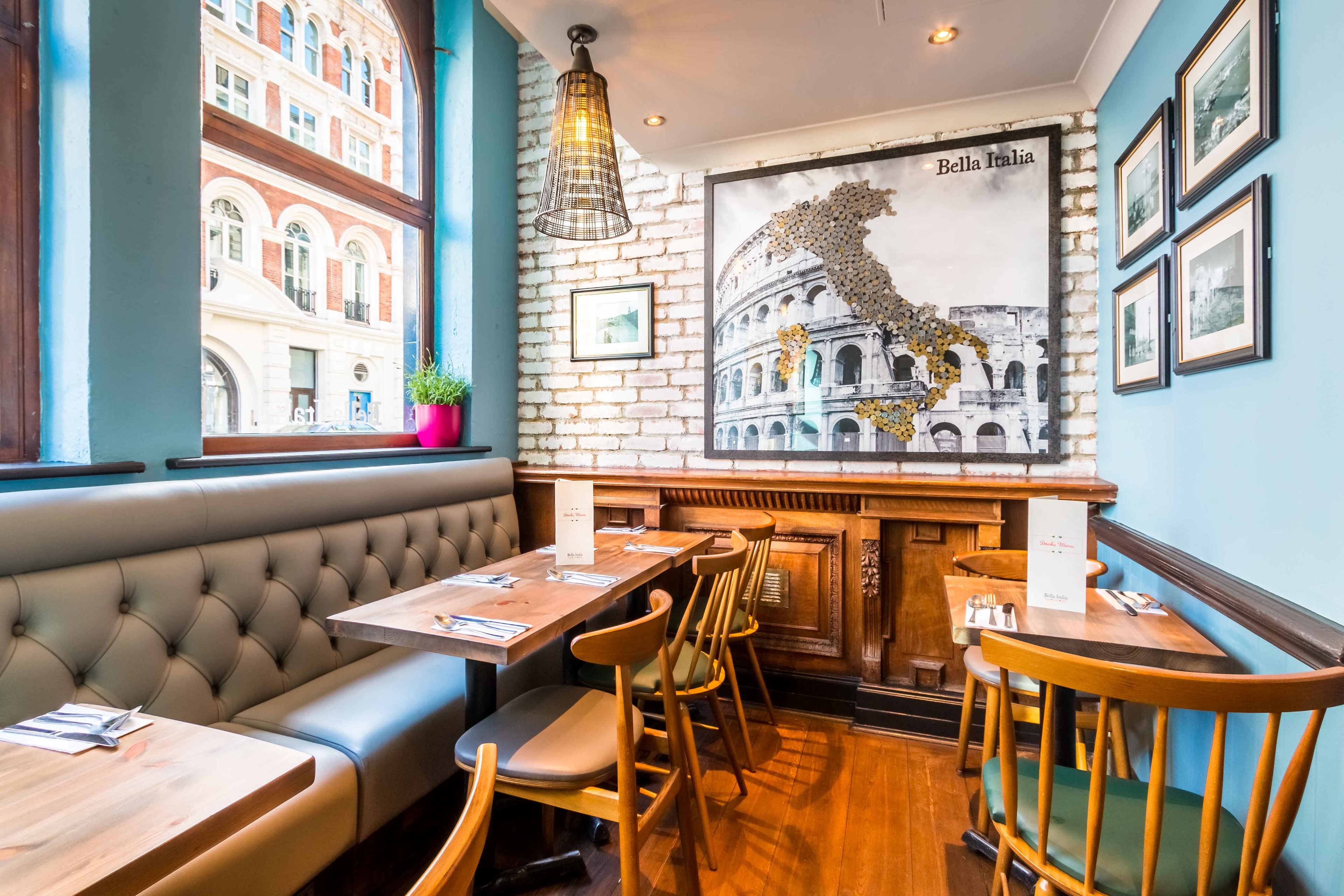 Photo of Bella Italia St Martin's Lane, Bella's Santo Snug