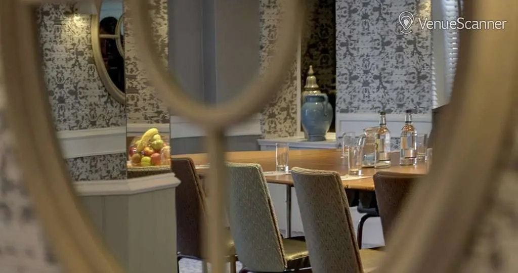 Cardoon Suite, Bruntsfield Hotel photo #3