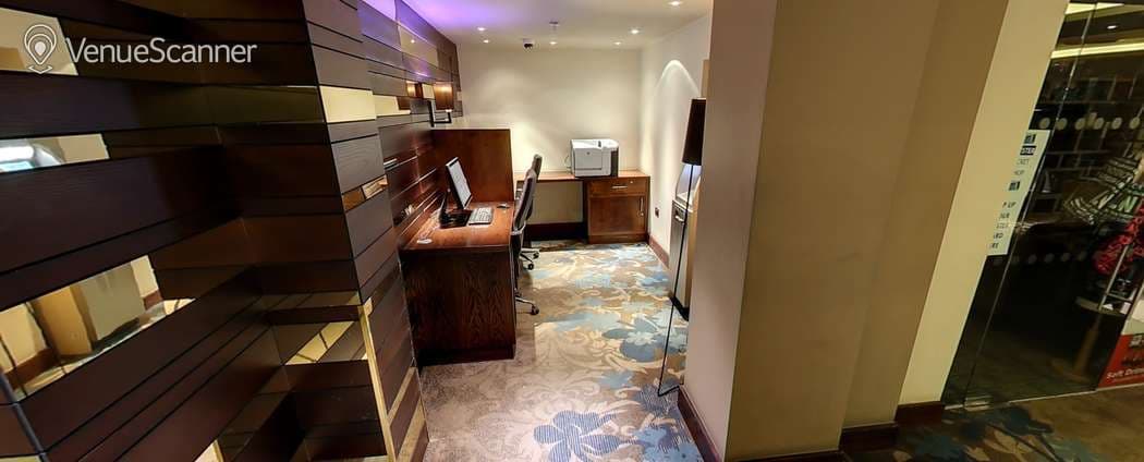 Battersea, Hilton London Olympia photo #1