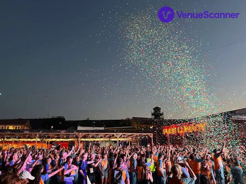 Luna Springs photo #3