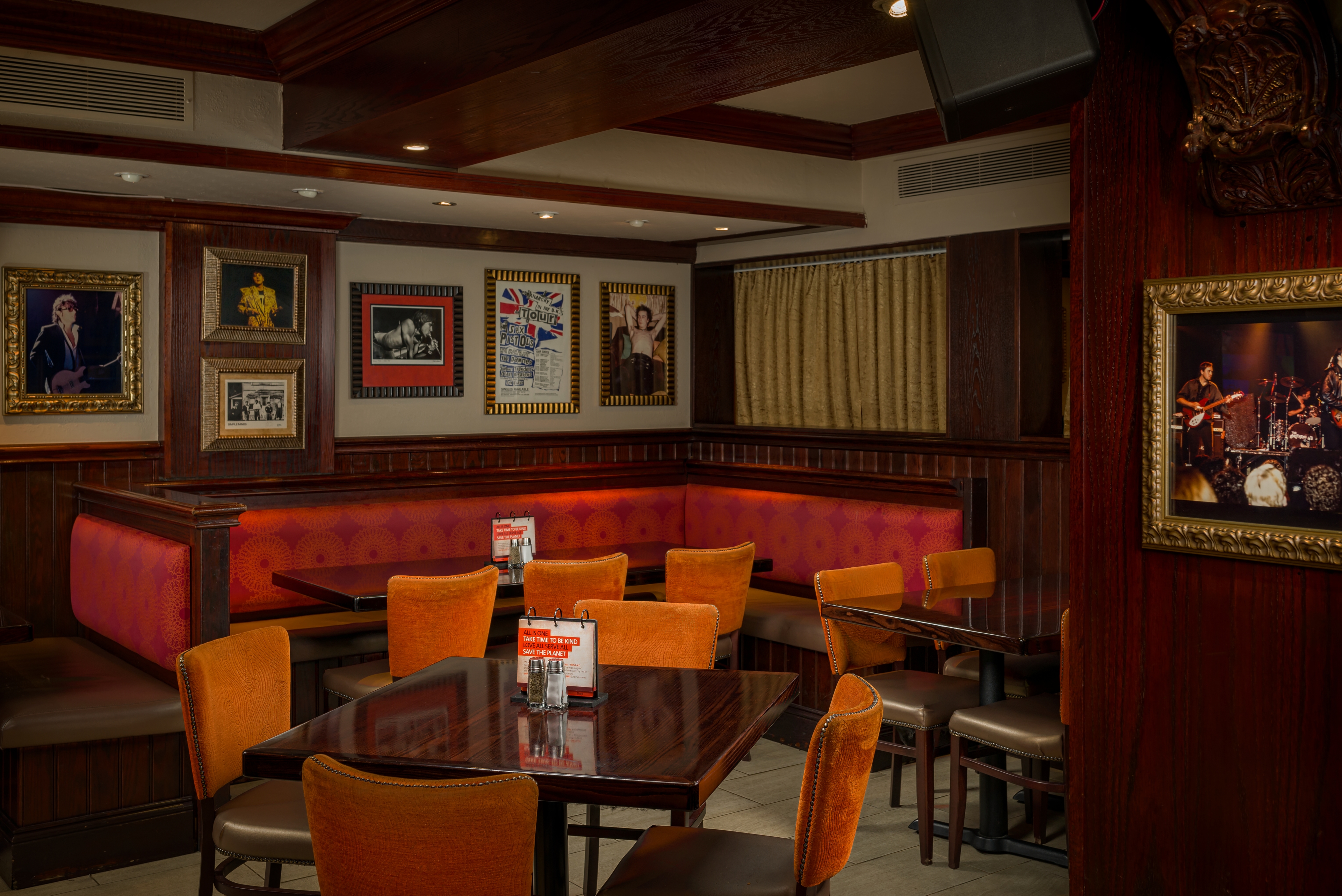 Photo of Hard Rock Cafe Edinburgh, Whole Venue