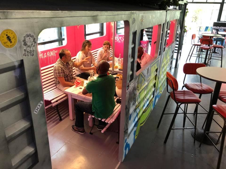 Huckster London, Subway East photo #2