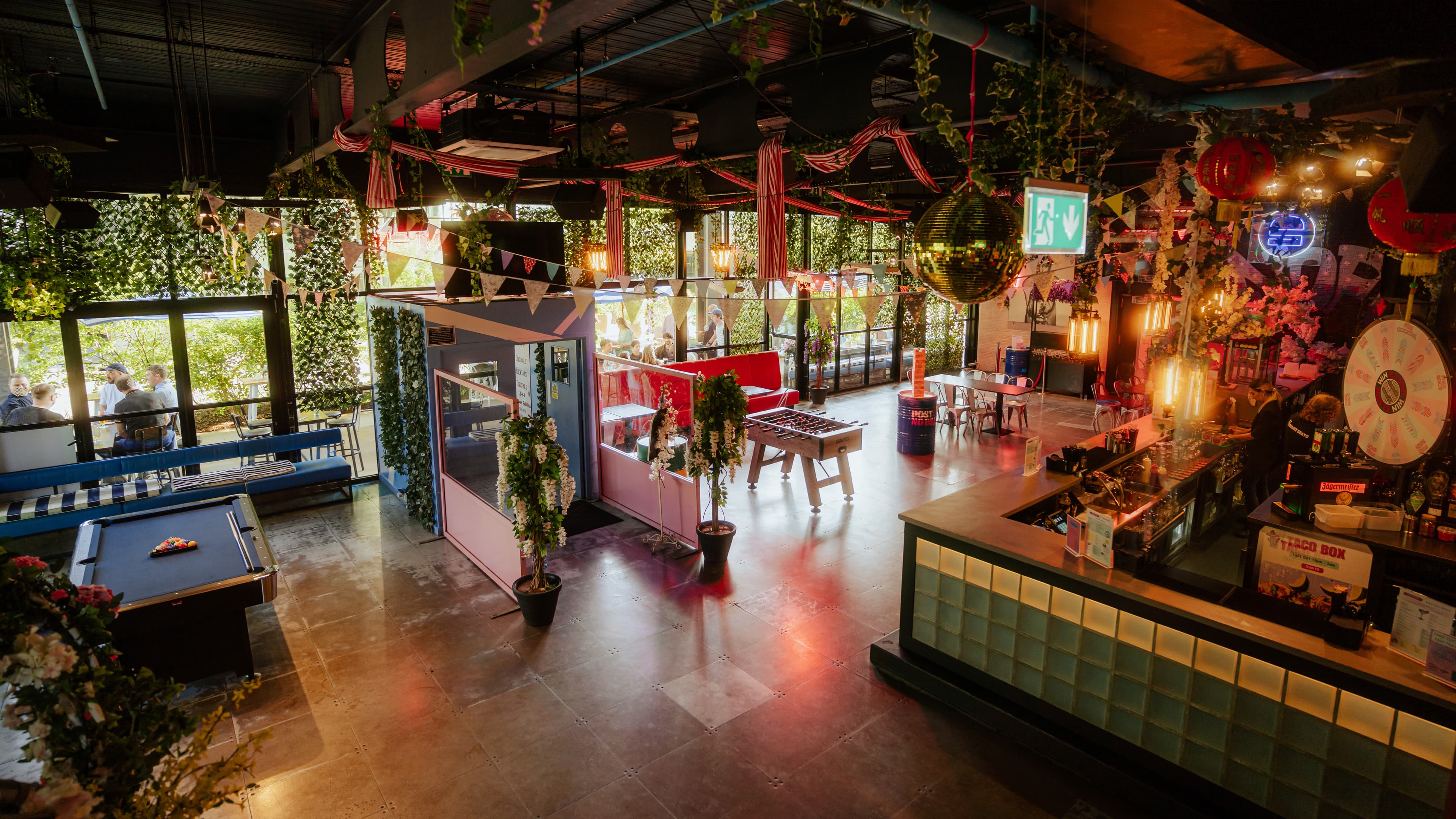 Huckster London photo #2