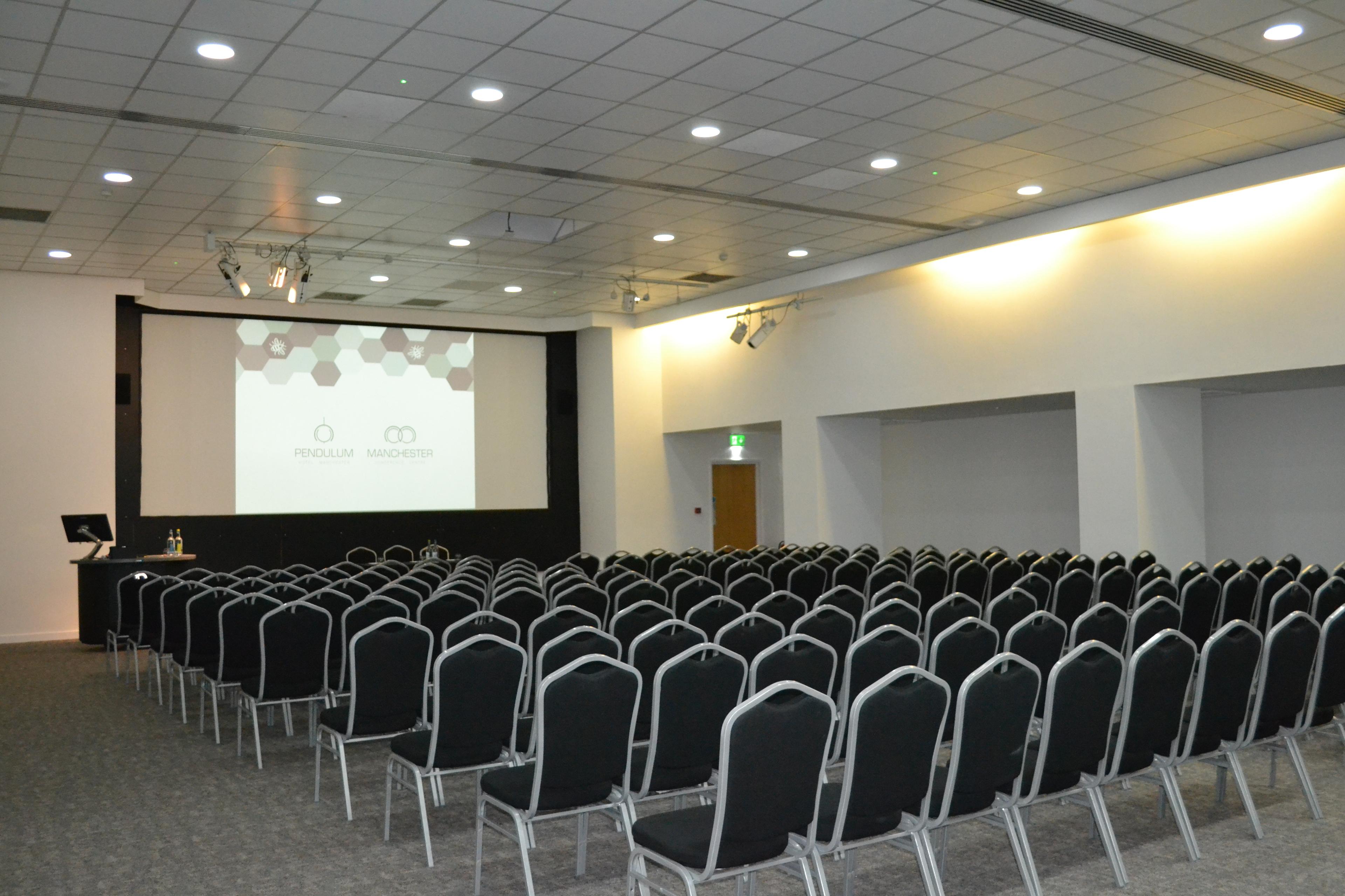 The Pendulum Hotel And Manchester Conference Centre, The Pendulum Suite photo #0