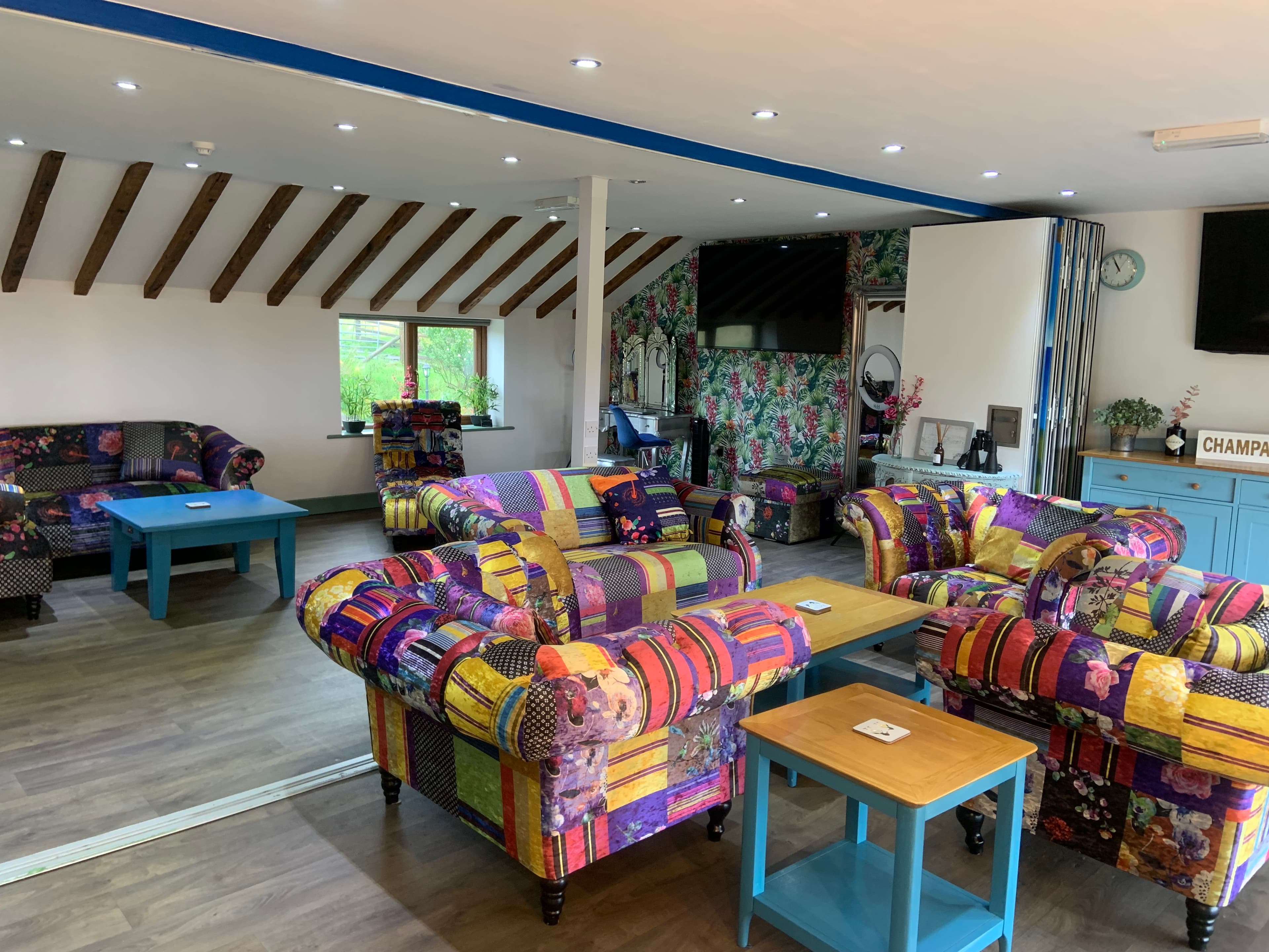 The Wellbeing Farm, The Snug photo #2