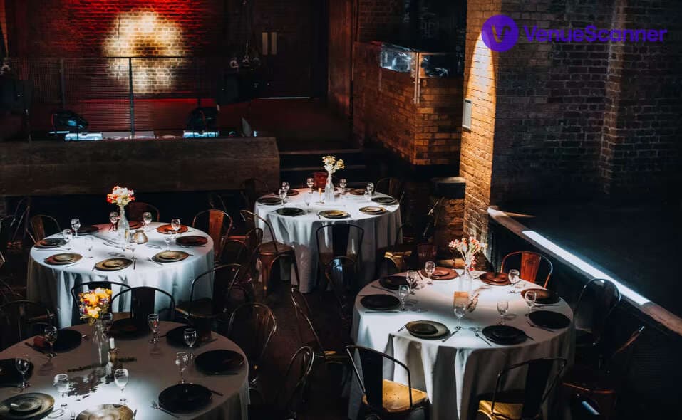 Room 2, Fabric photo #1