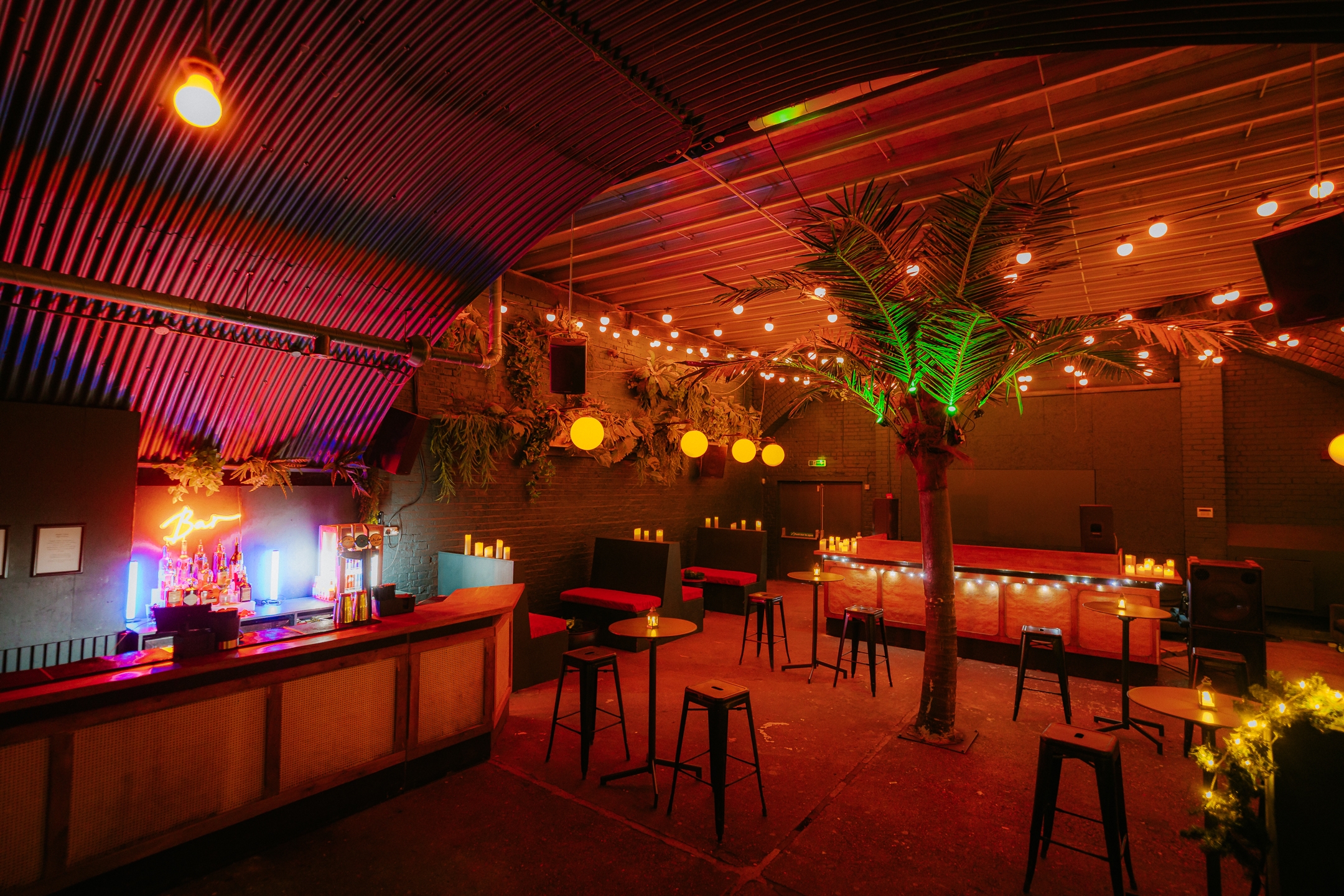 Photo of Night Tales, The Palm Bar