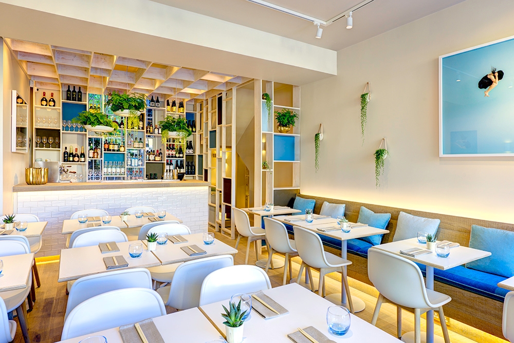 Photo of Uli, Main Restaurant