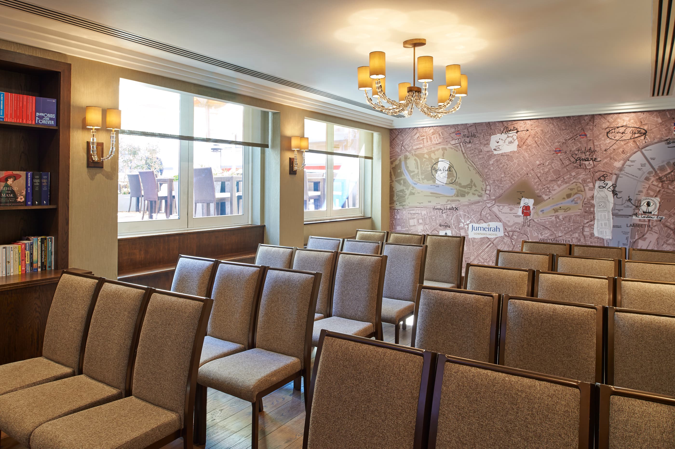 The Map Room, Jumeirah Lowndes Hotel photo #3