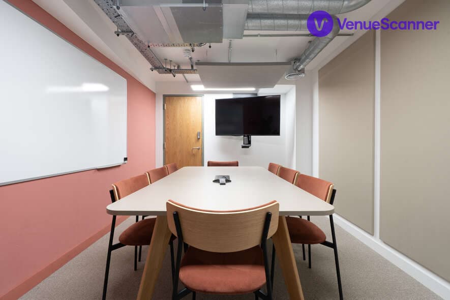 Stella, Runway East Shoreditch photo #1