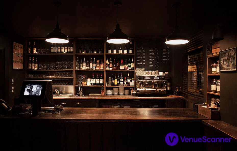 Exclusive Hire, Close-Up Cinema photo #3