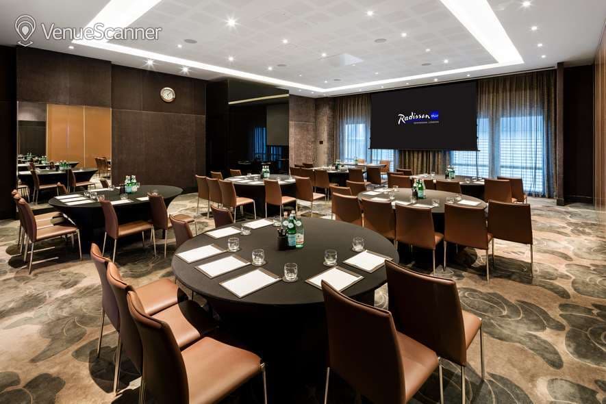 Ontario A, Radisson Blu Edwardian, New Providence Wharf photo #1