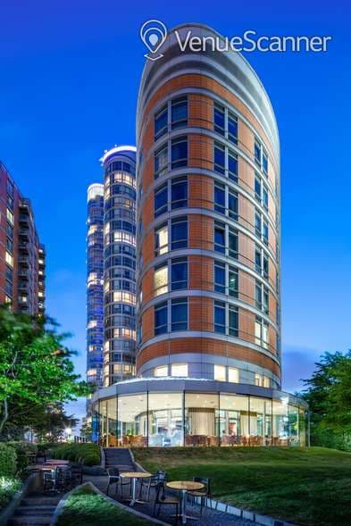 Radisson Blu Edwardian, New Providence Wharf photo #3