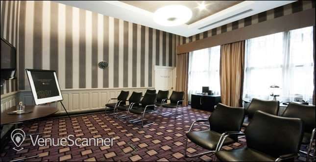 Mandela, Grand Central Hotel photo #1