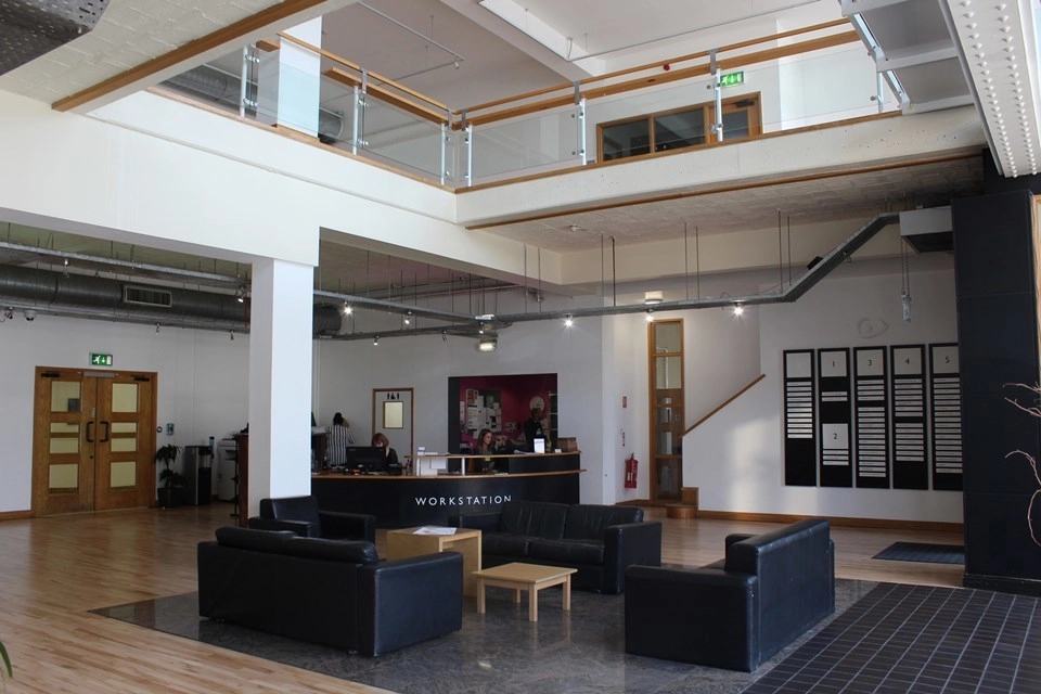 Photo of Showroom Workstation, Showroom 5