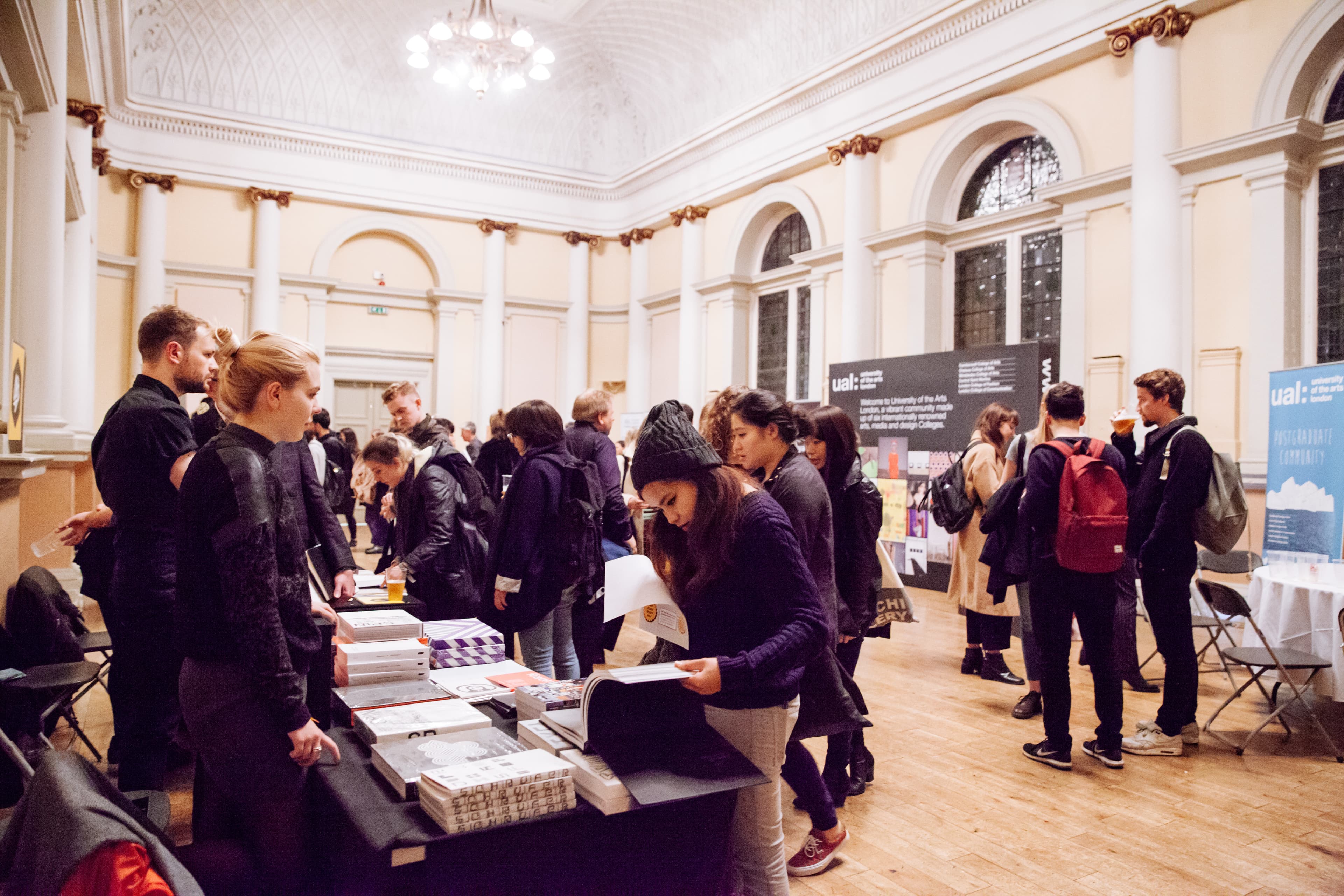 Shoreditch Town Hall, Council Chamber photo #2