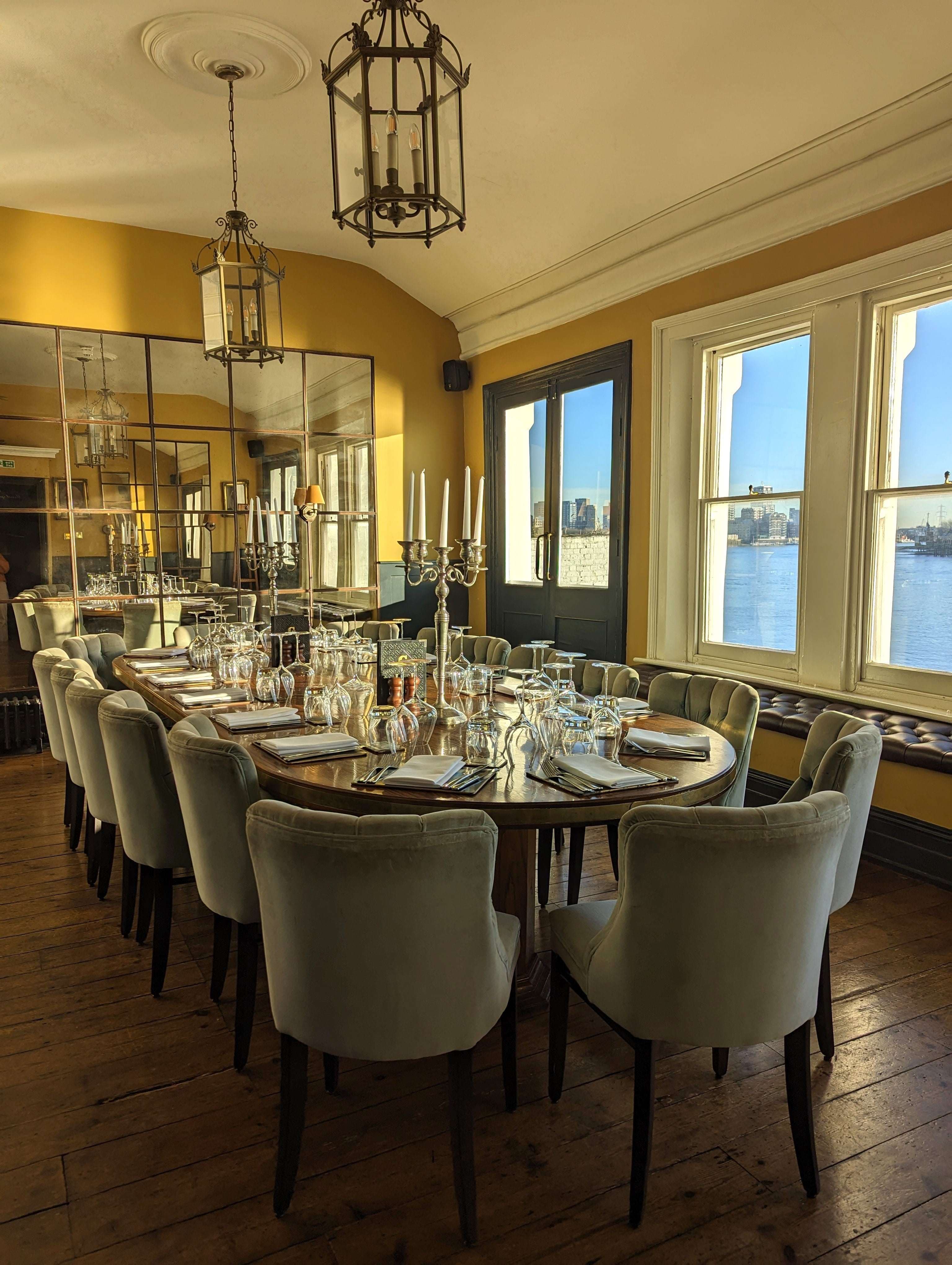 The Gun, The River Room photo #2