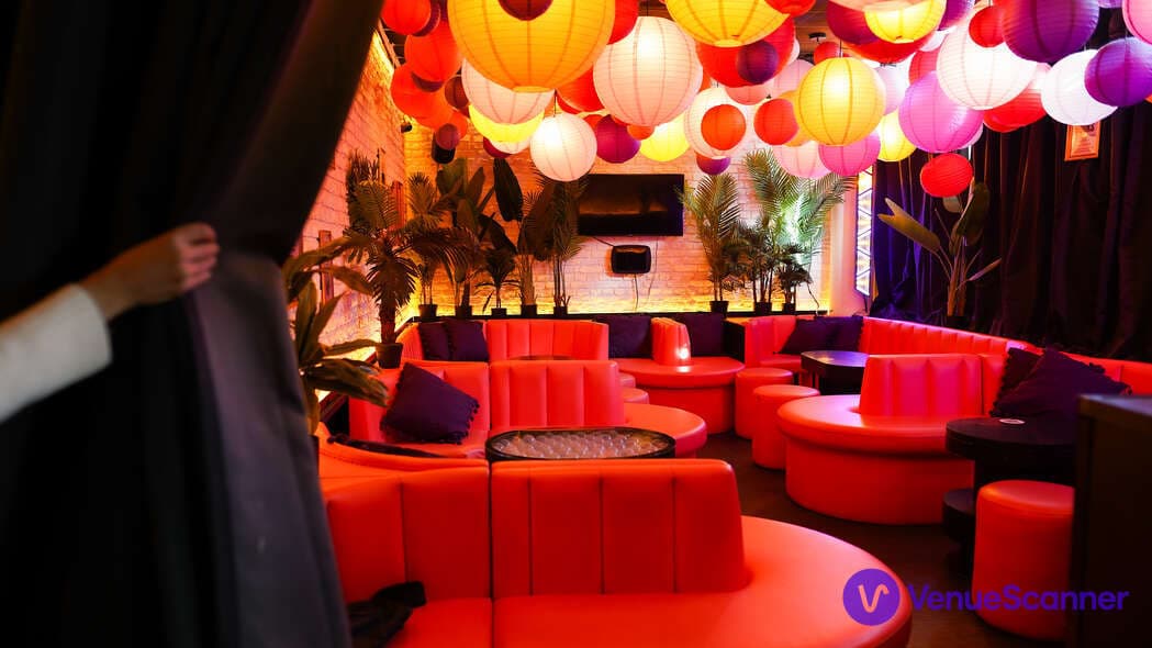 The Den + Giant Ball Pit Experience, Ballie Ballerson London photo #3