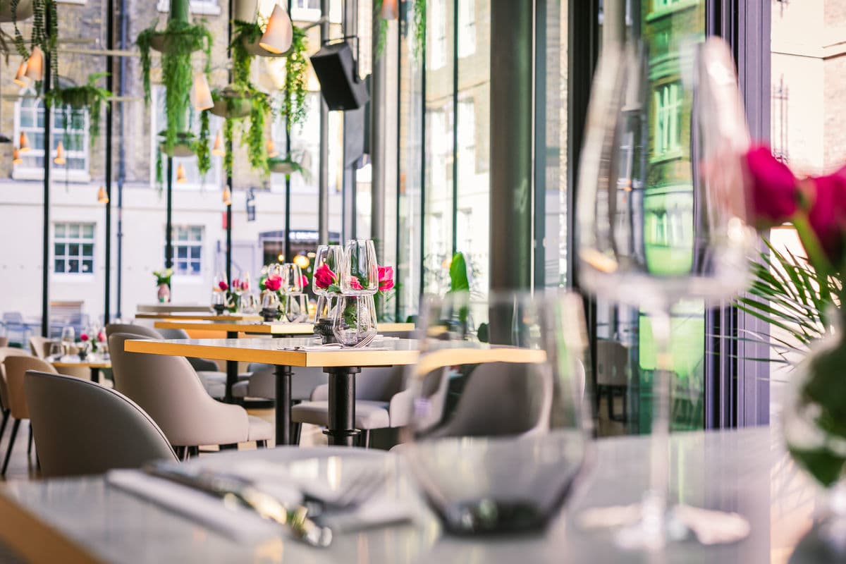 The Listing Bar, Group Bookings photo #2