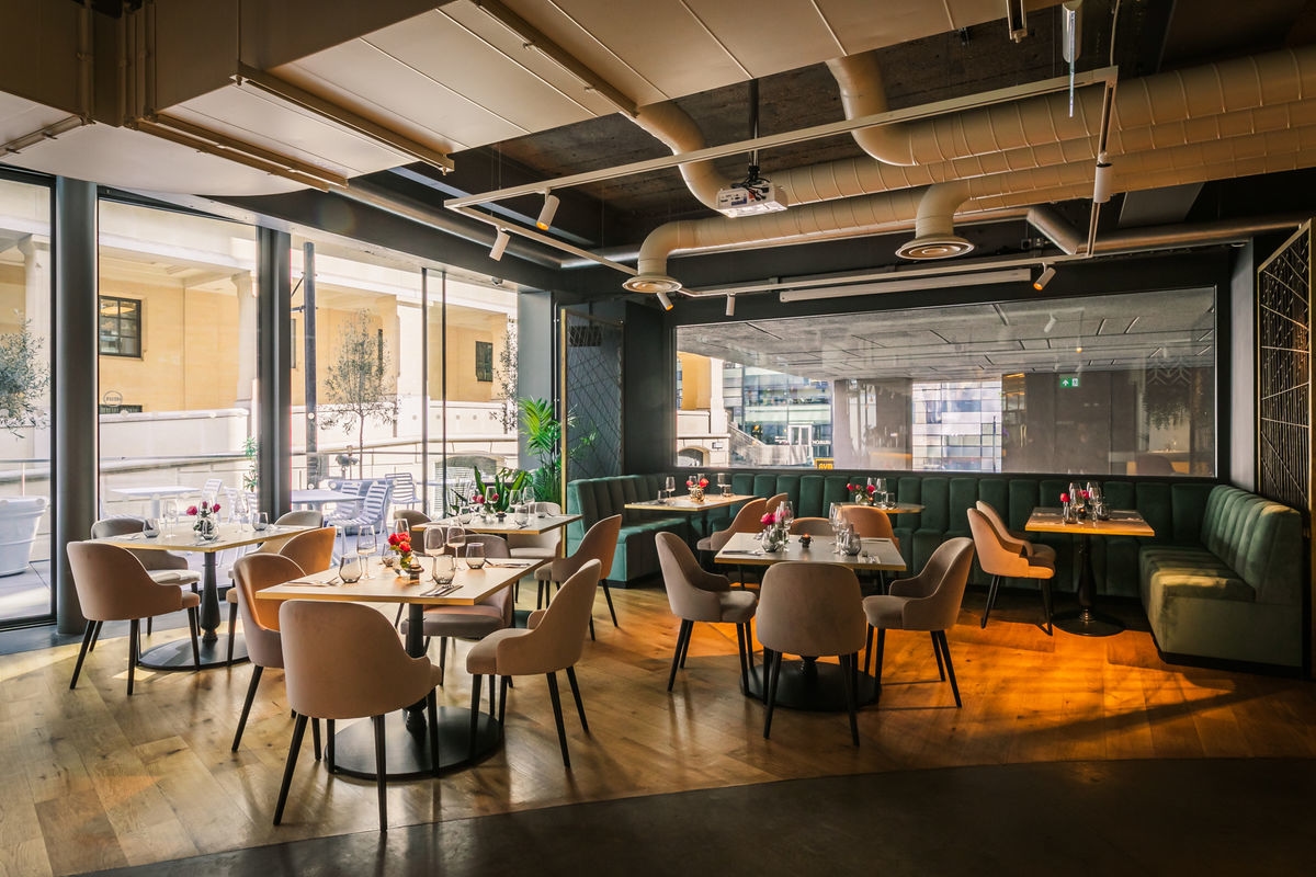 Photo of The Listing Bar