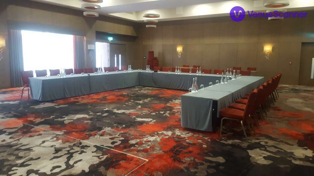 Chiswick North, Clayton Hotel Chiswick photo #1