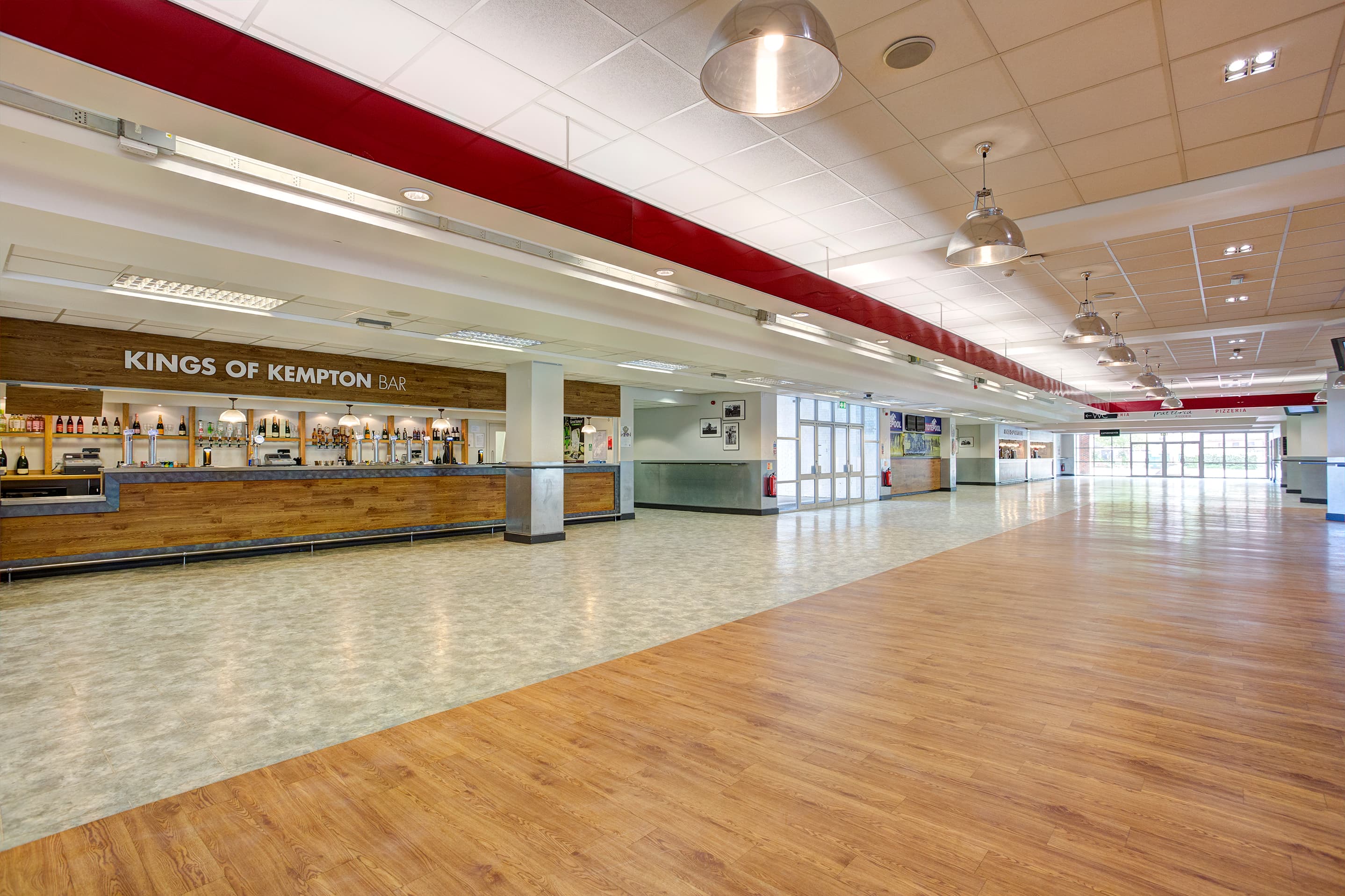 Kempton Park Racecourse, Exhibition Hall photo #2