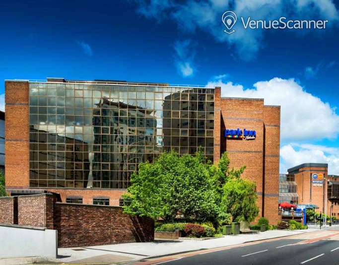 Vale Suite, Park Inn By Radisson Cardiff City Centre photo #3