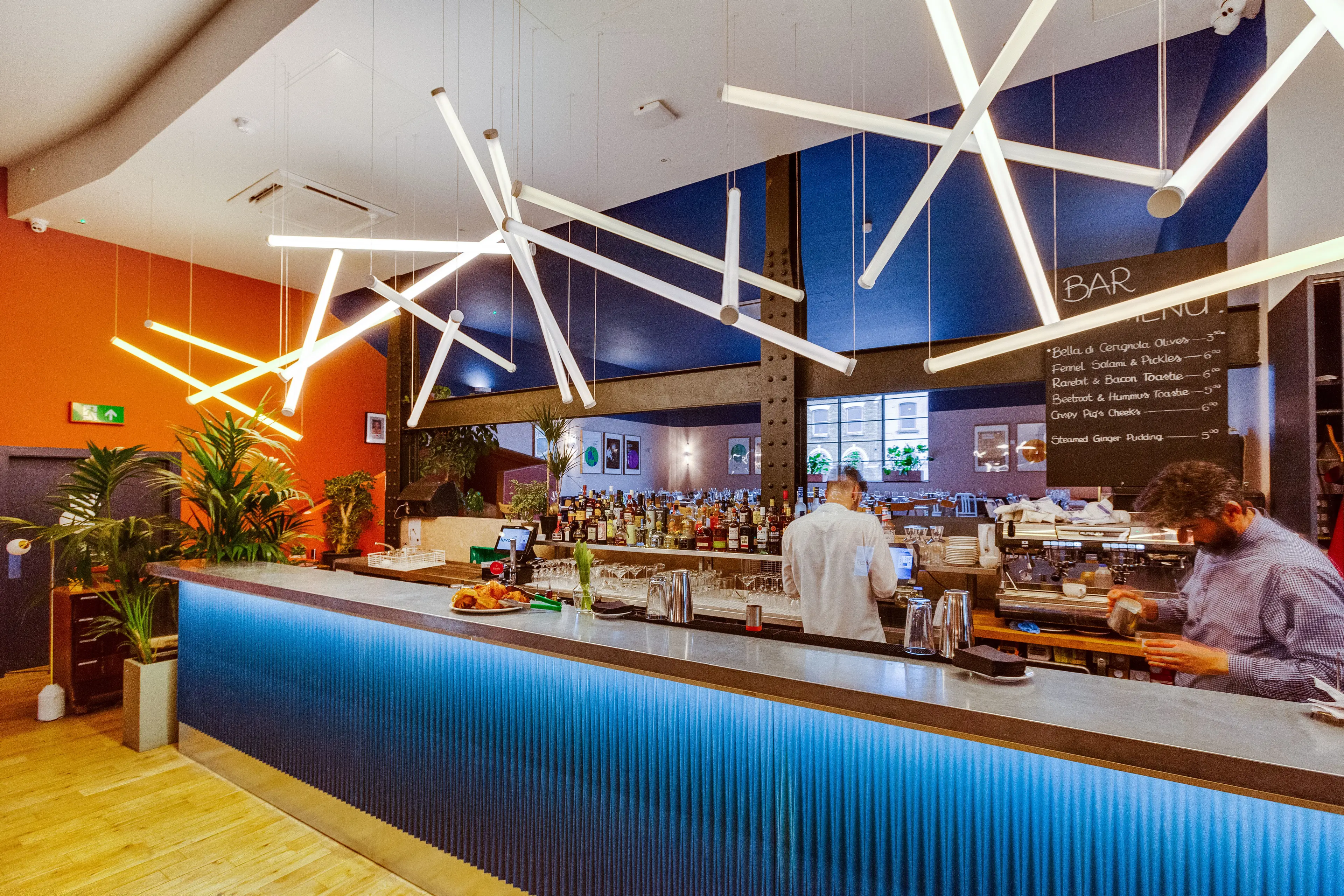 EartH (Evolutionary Arts Hackney), EartH Bar + Kitchen photo #2