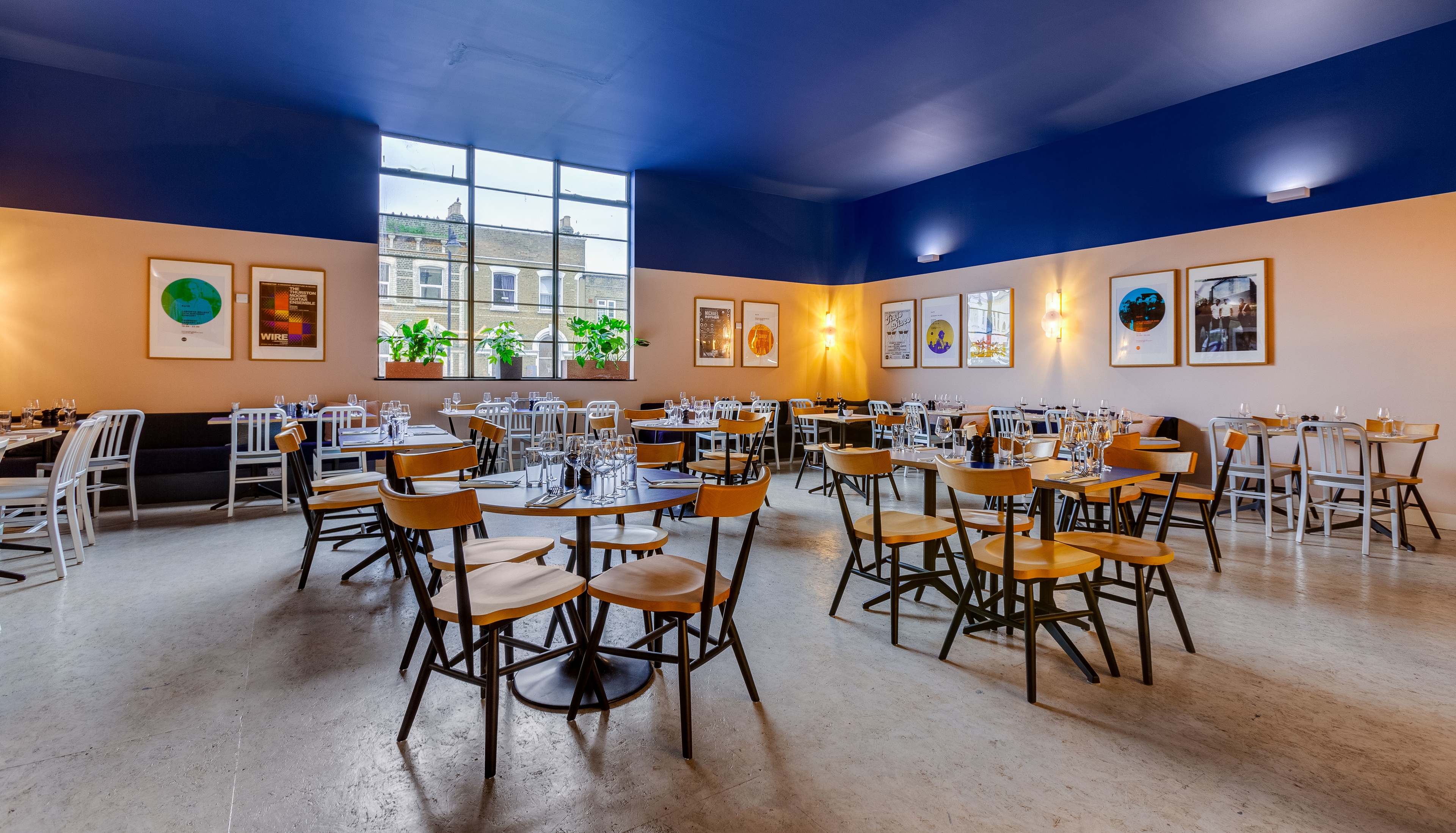 Photo of EartH (Evolutionary Arts Hackney), EartH Bar + Kitchen