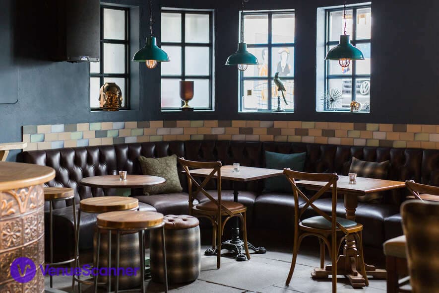 The Rowing Club, Duke’s Head Putney photo #2