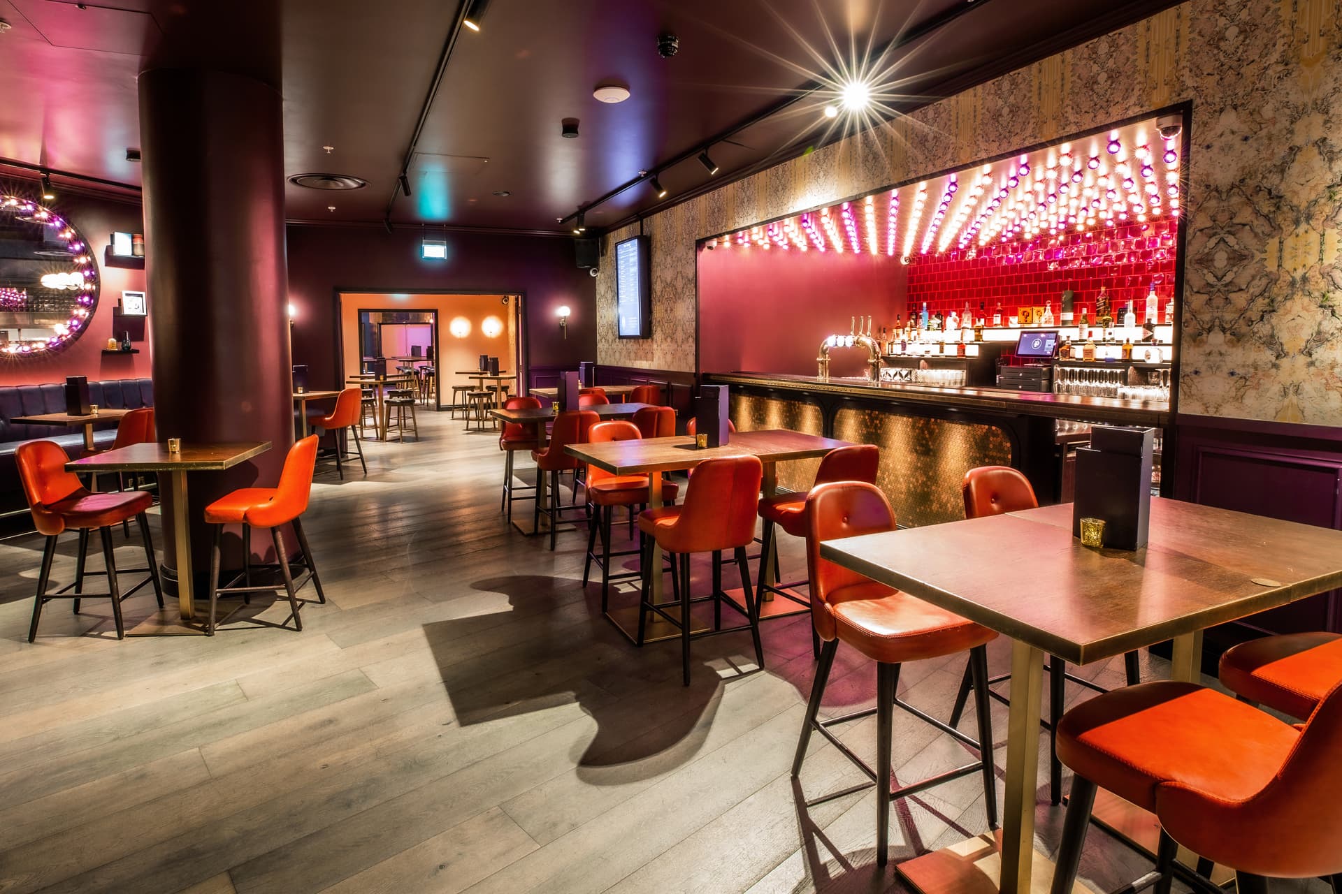 Puttshack Bank, Ruby Rose Room photo #2