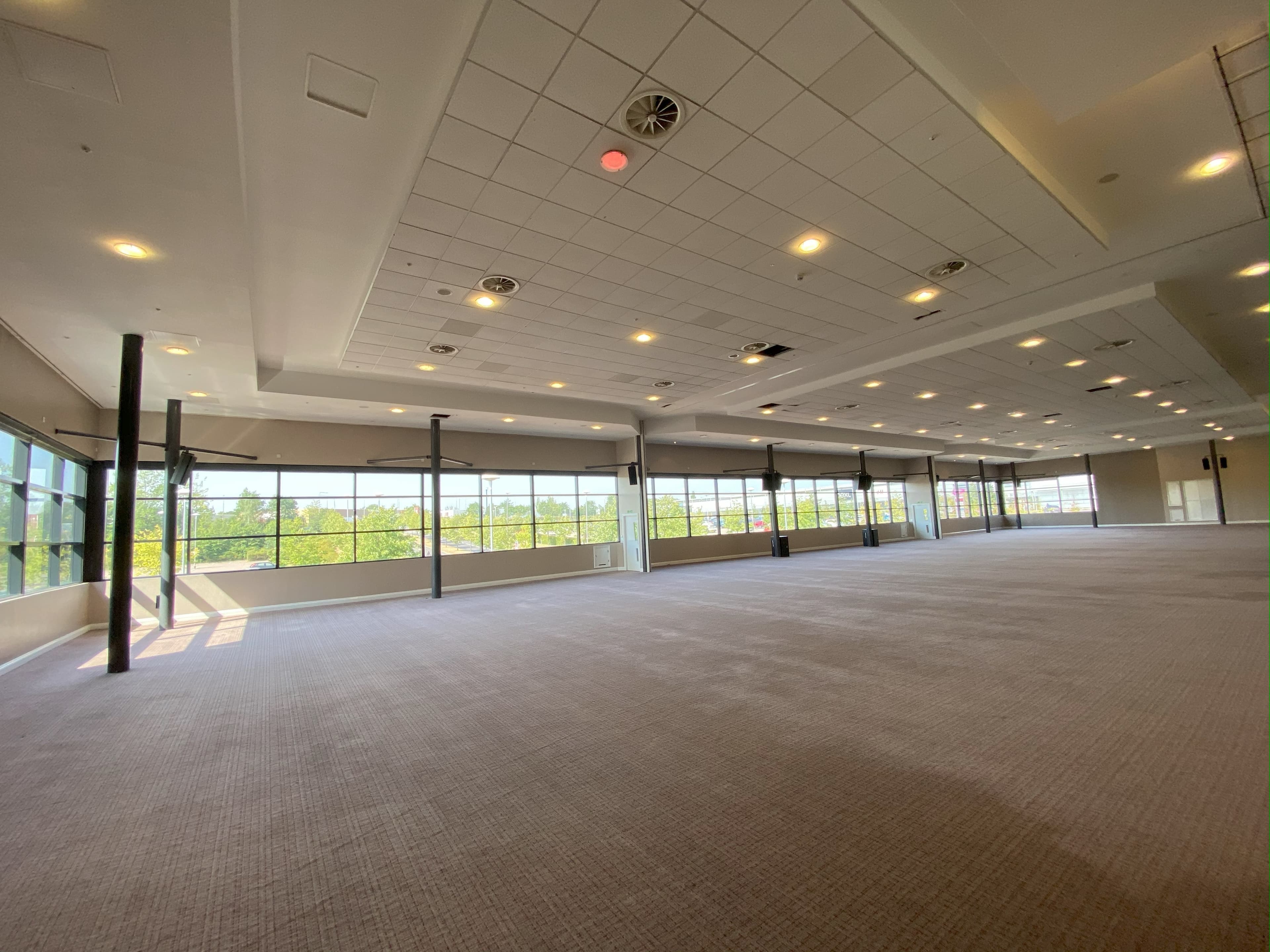 Stadium Mk, The Ballroom photo #2