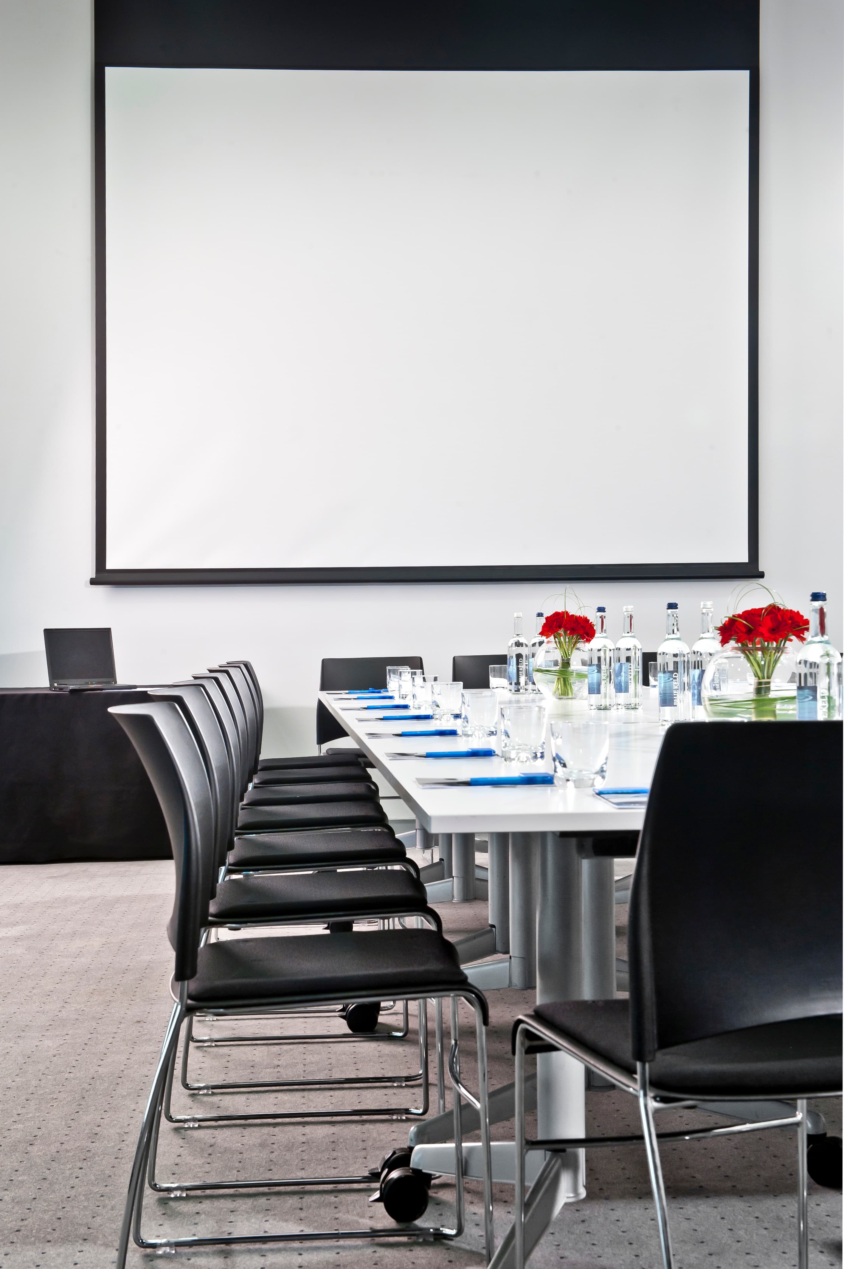 Moss & Campbell Suite