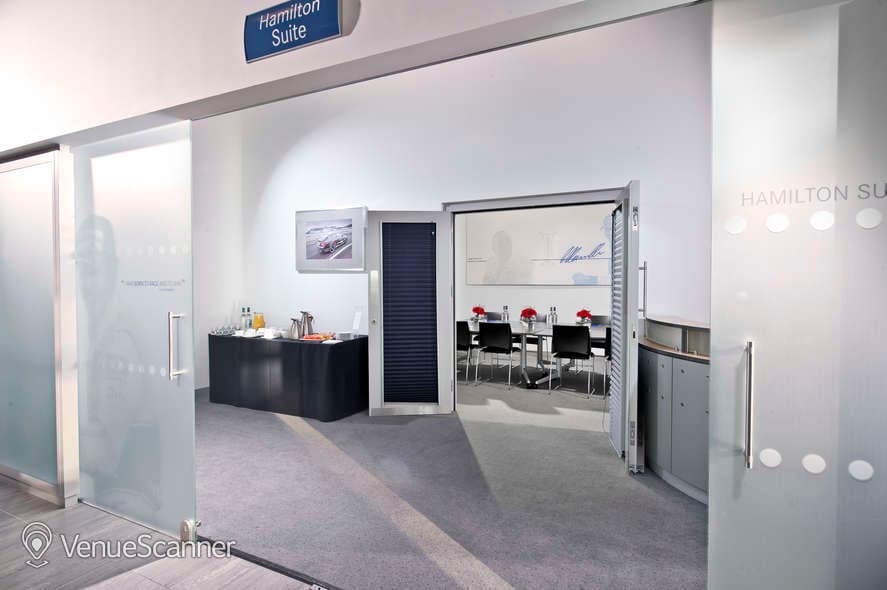 Hamilton Suite, Mercedes - Benz World photo #2