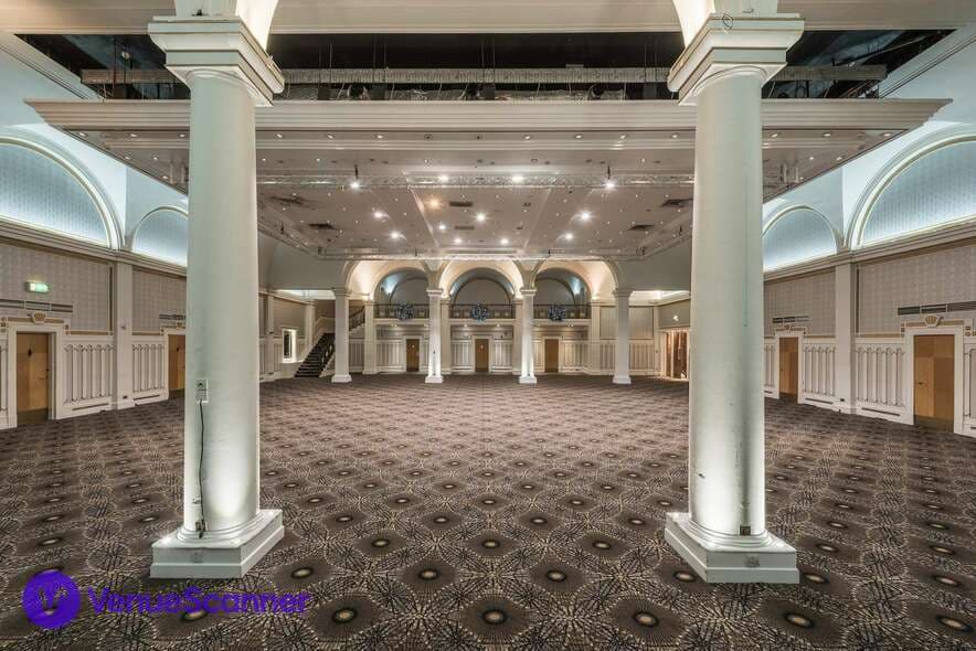 The Queens Ballroom, The Queens photo #2