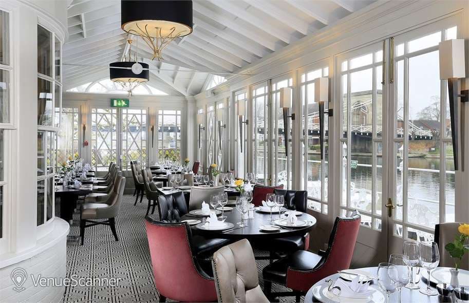 Exclusive Hire, Macdonald Compleat Angler Hotel photo #2