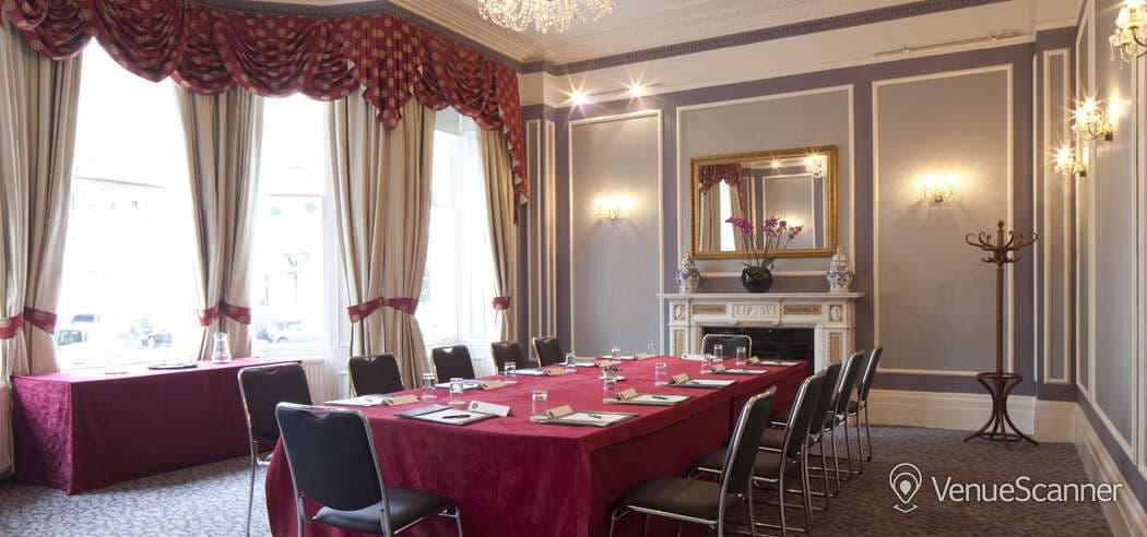 Library Suite, Strathmore Hotel photo #2