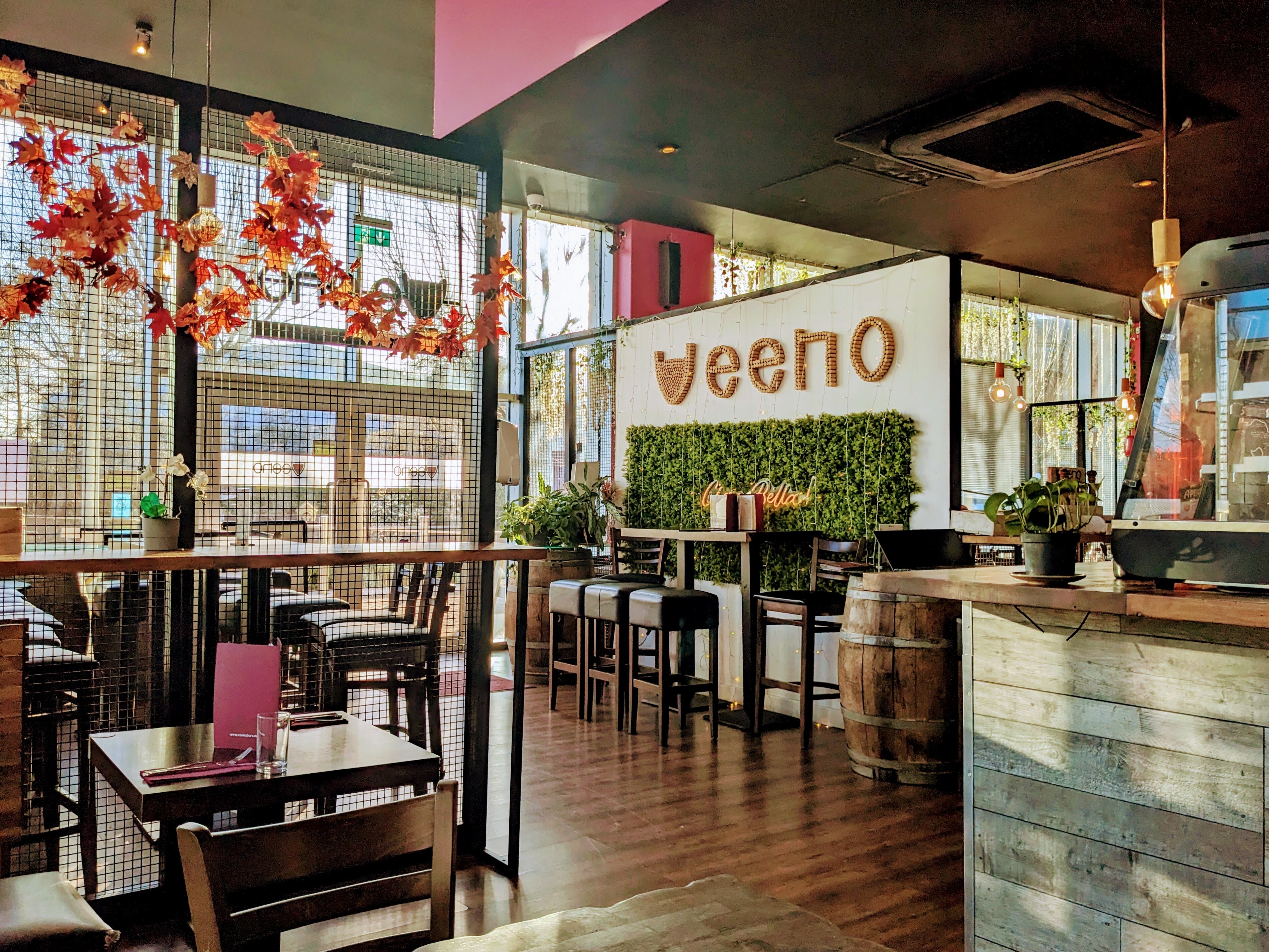 Photo of Veeno Bristol, The Barrels