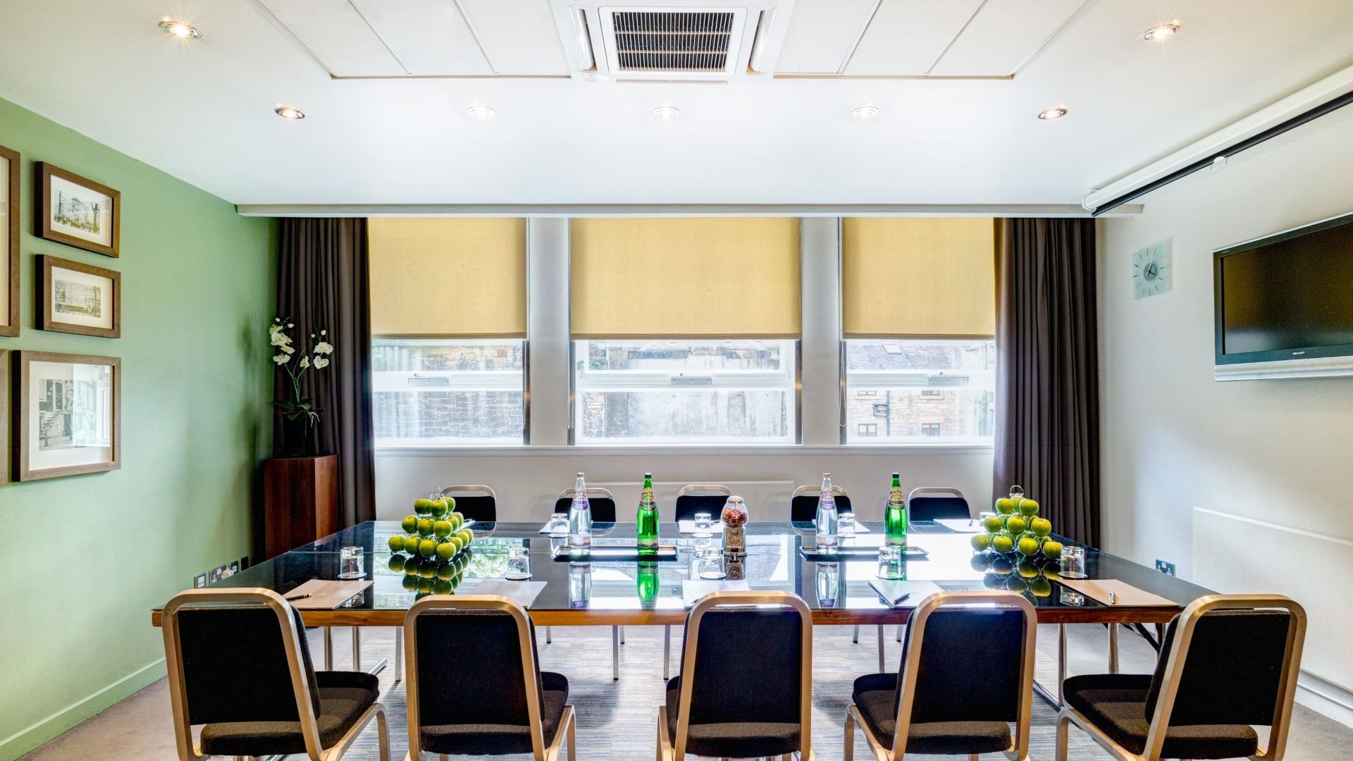 Photo of Apex Grassmarket Hotel, Amsterdam