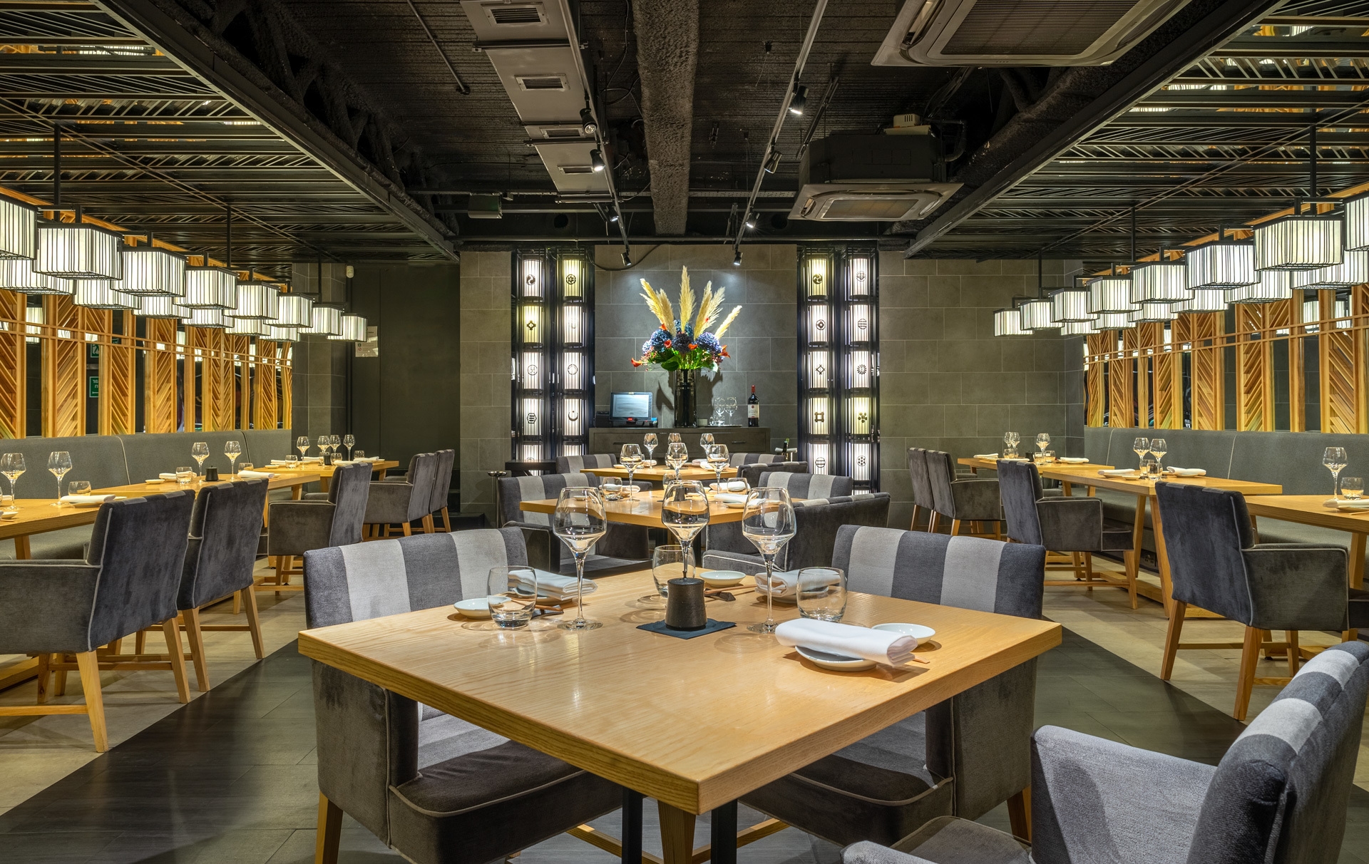 Photo of Ginza St.James's, Main Restaurant